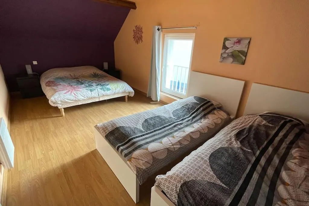 Maison Centre Bourg A 50M De La Plage Cherrueix 0*,  France